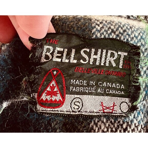 Vintage 60s Canadian Lumber Jack Wool Plaid Shirt, blue teal black & white, (S) - Picture 10 of 10